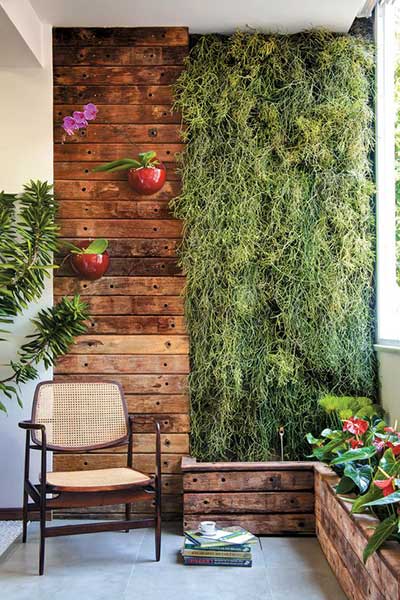 decorating your vertical garden