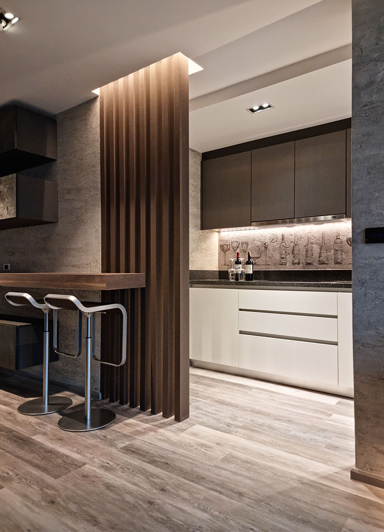 Kitchen and partition wall | Parallel vertical timbers | The Link 5