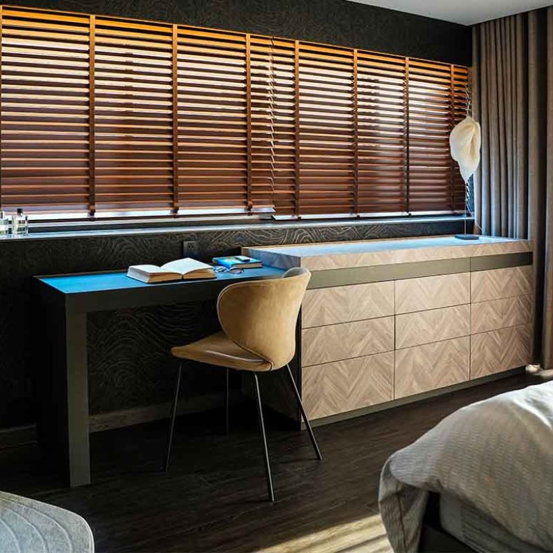 Sideboard with desk | Elementi Interiors